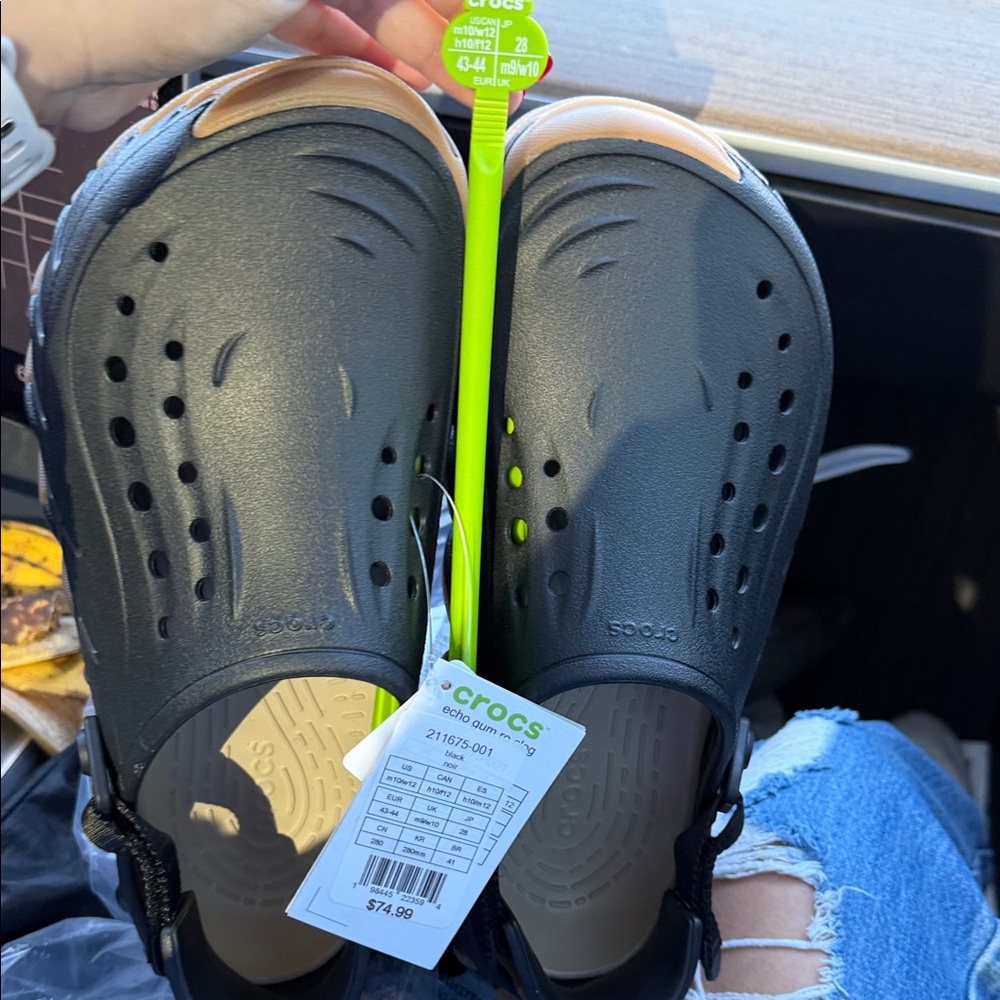 CROCS Kids' Black Sandals - Picture 6 of 7